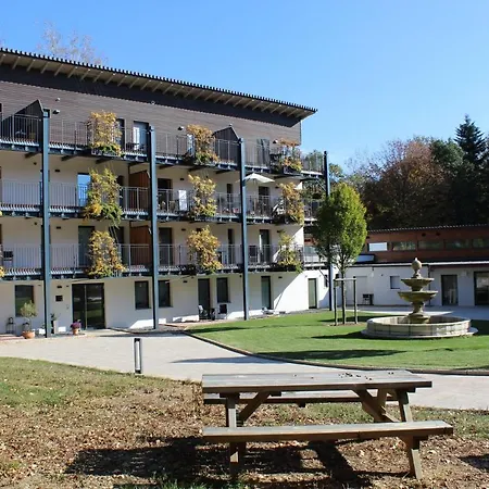شقة فندقية Waldhotel Rainau إلفانغن